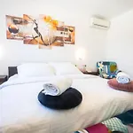 Luxe Hot Tube Apartment, With Views, Near Апартаменты Сплит