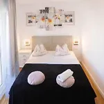 Апартаменты Luxe Hot Tube Apartment, With Views, Near *