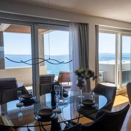 Luxe Hot Tube Apartment, With Views, Near Apartment Split