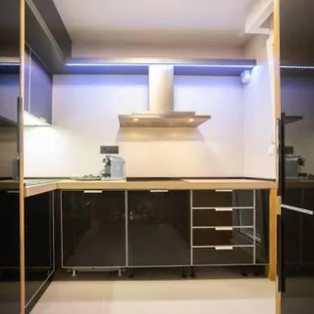 Daire Luxe Hot Tube Apartment, With Views, Near *