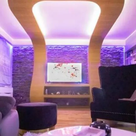 Luxe Hot Tube Apartment, With Views, Near Appartamento *