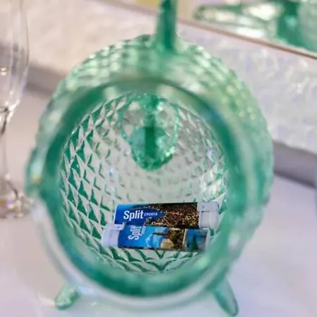 Luxe Hot Tube Apartment, With Views, Near Apartmán